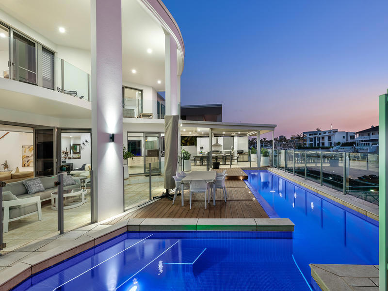 28 Buccaneer Court, Paradise Waters