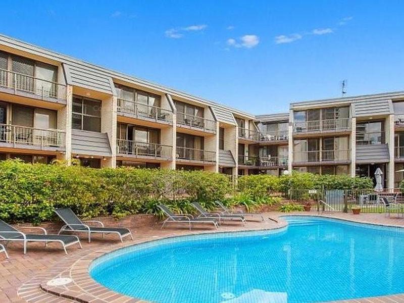 13/21 Old Burleigh Road, Surfers Paradise