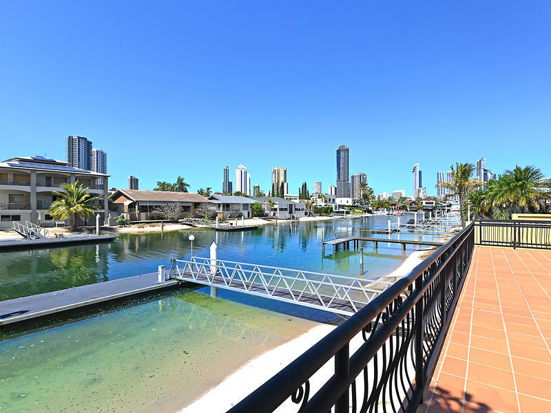 75 Admiralty Drive, Paradise Waters