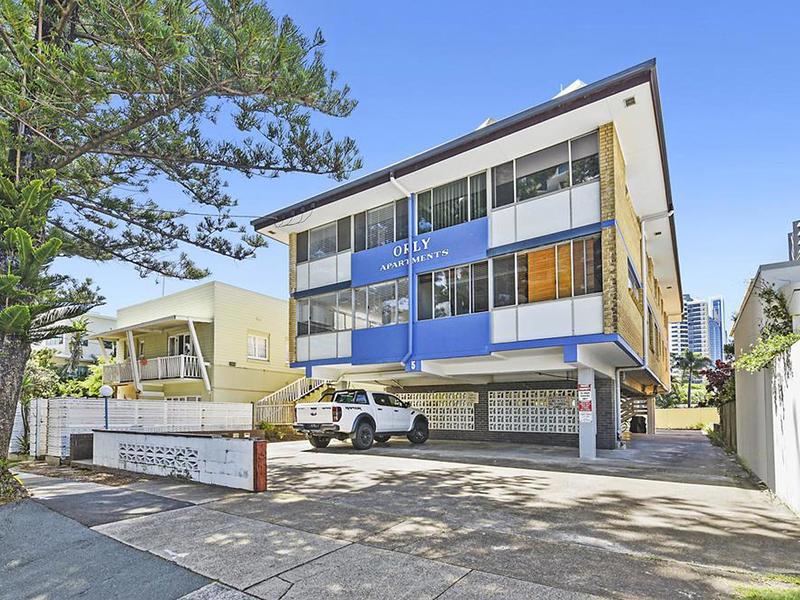 3/5 Thornton Street, Surfers Paradise