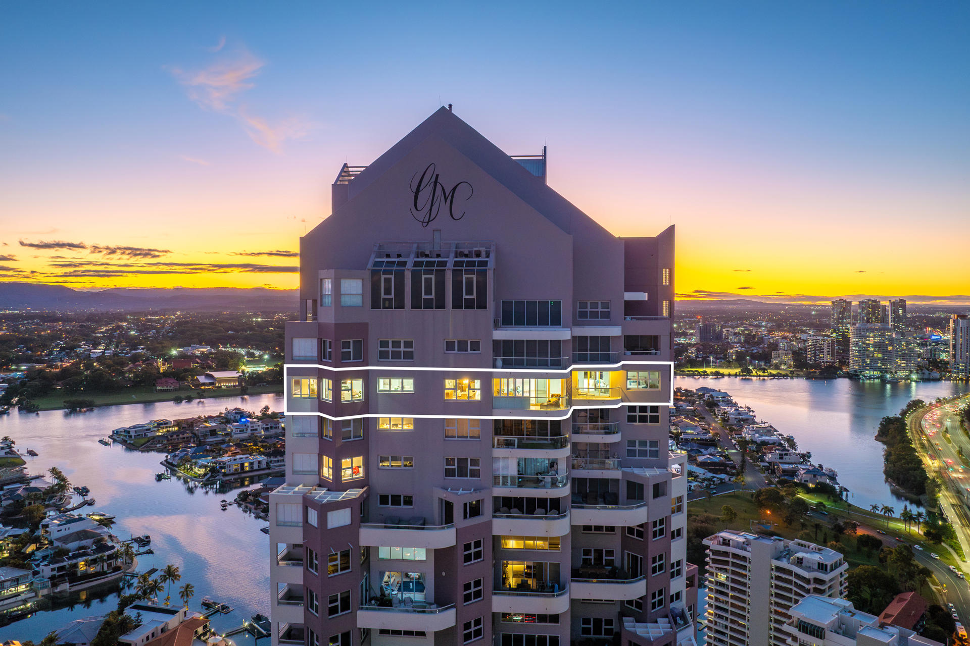 191/12 Commodore Drive, Paradise Waters