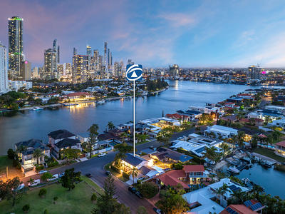 2 Neptune Court, Surfers Paradise42.jpg