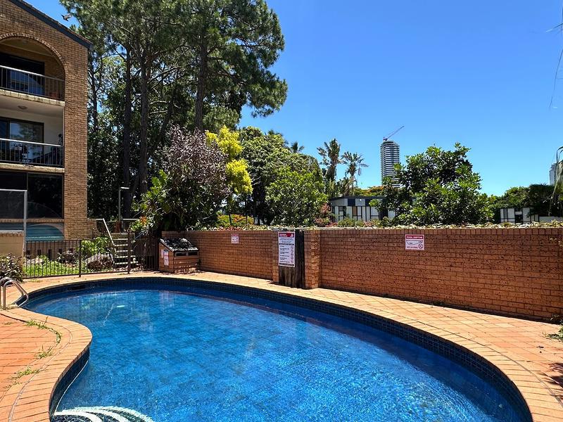 7/50 Peninsular Drive, Surfers Paradise
