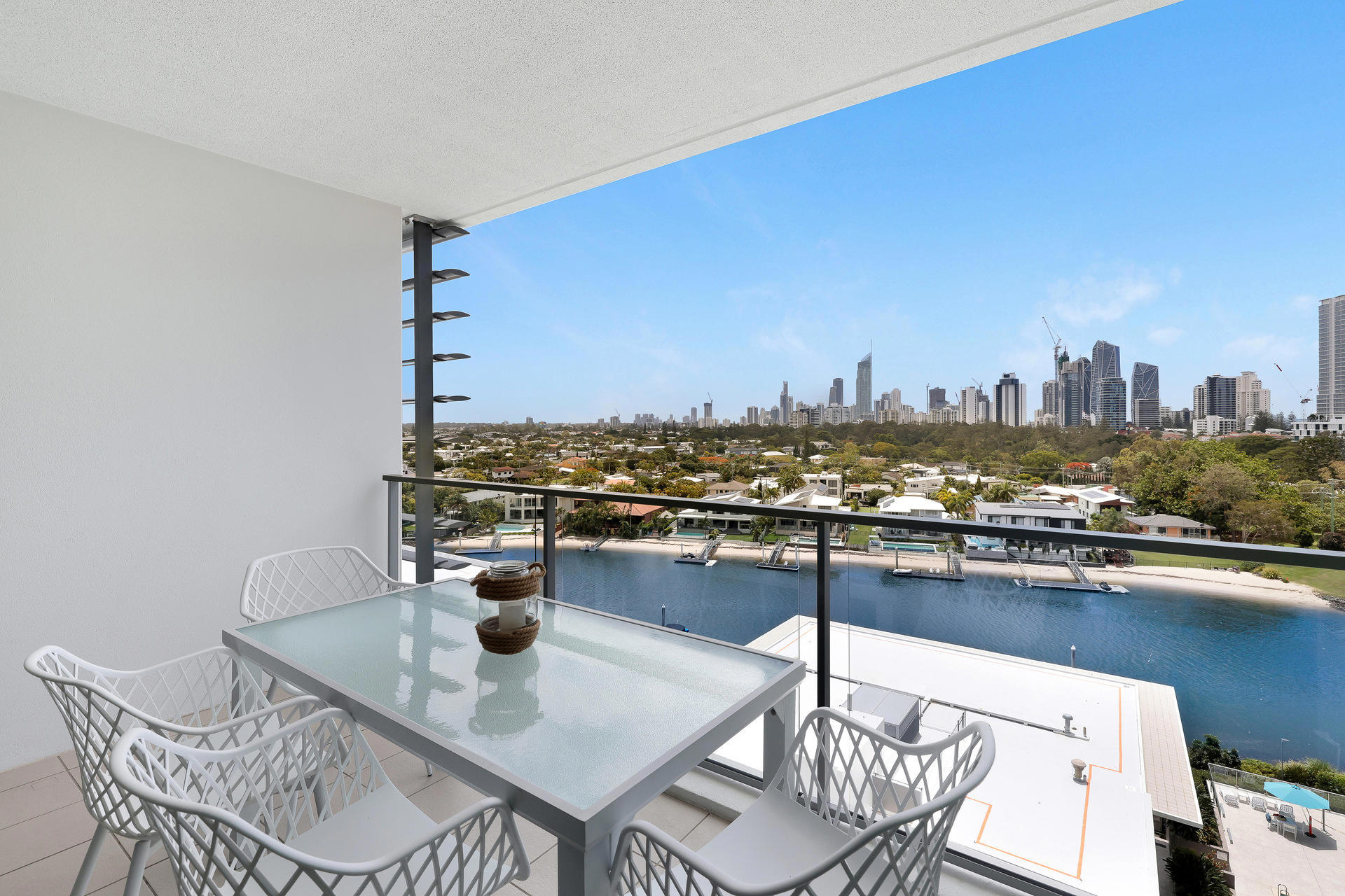 2805/33 T E Peters Drive, Broadbeach Waters