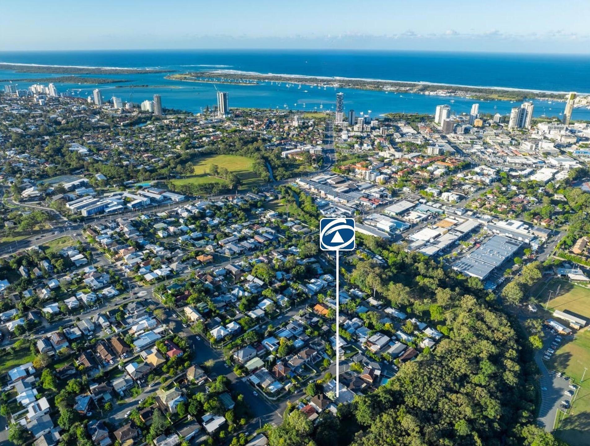1/6 Parkview Court, Southport