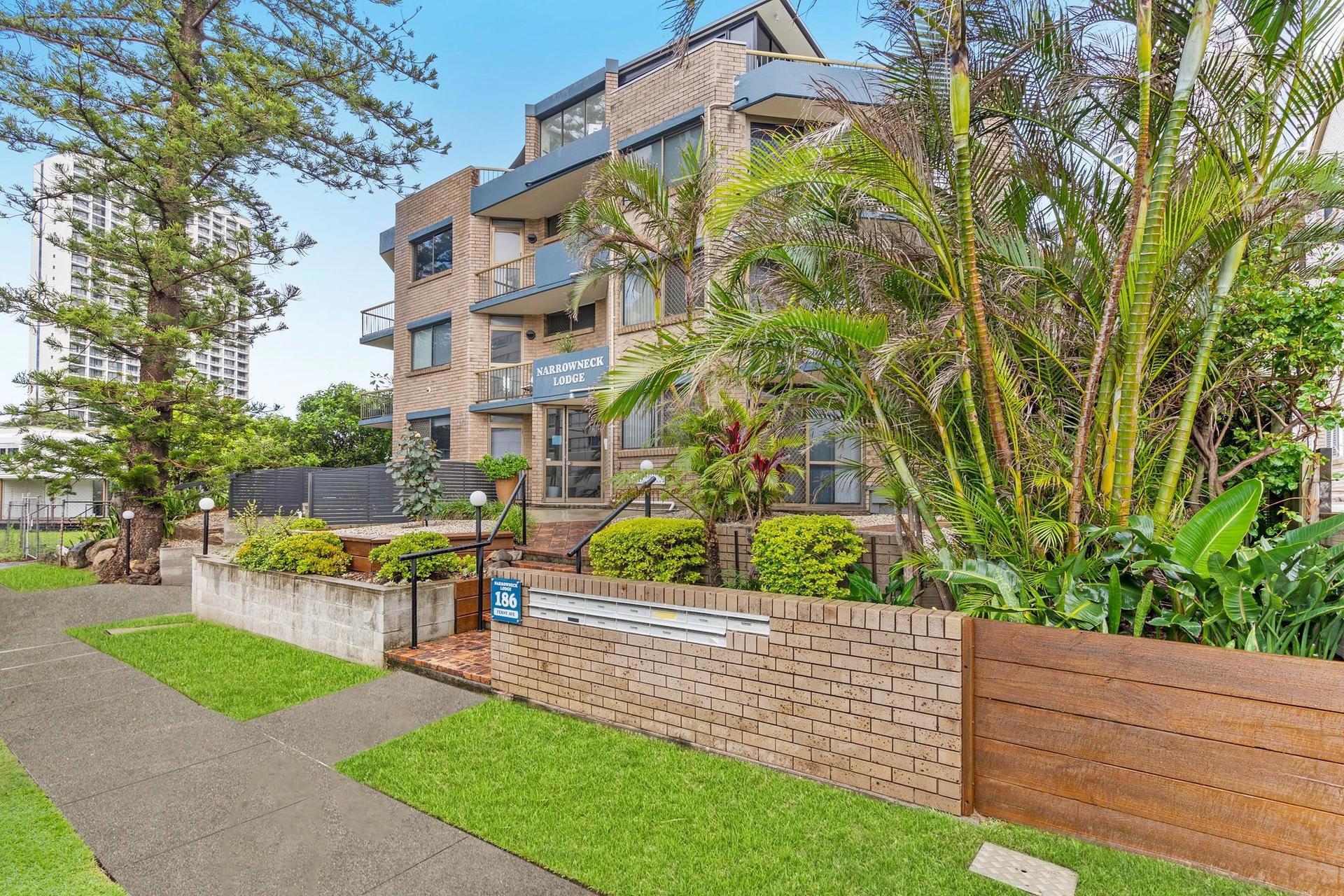 3/186 Ferny Avenue, Surfers Paradise