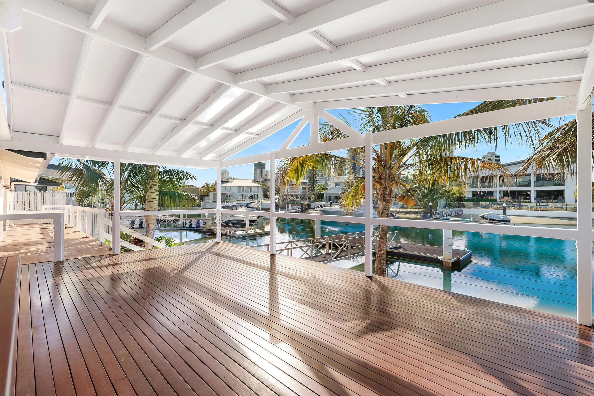 11 Buccaneer Court, Paradise Waters