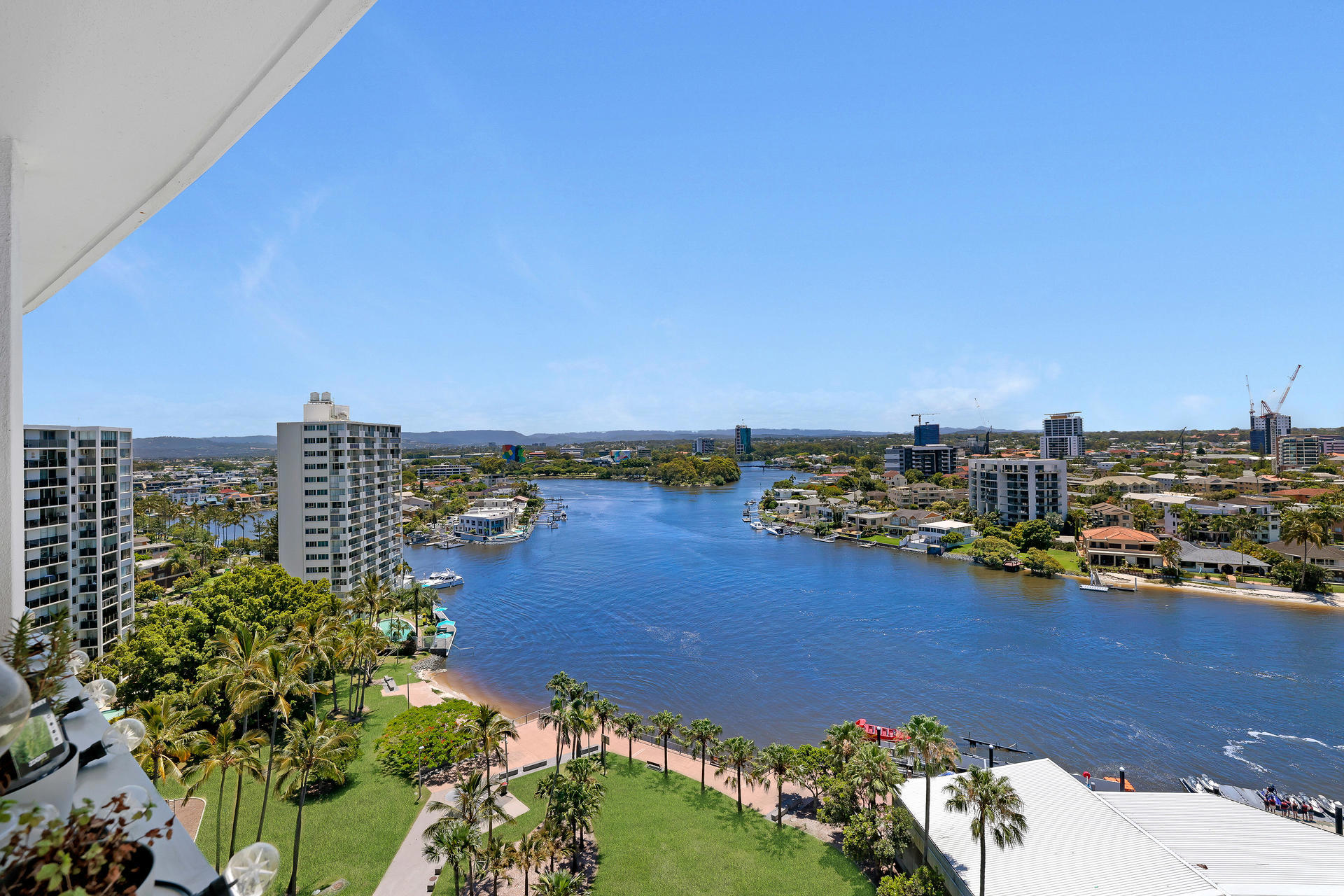 4  Wahroonga Place, Surfers Paradise