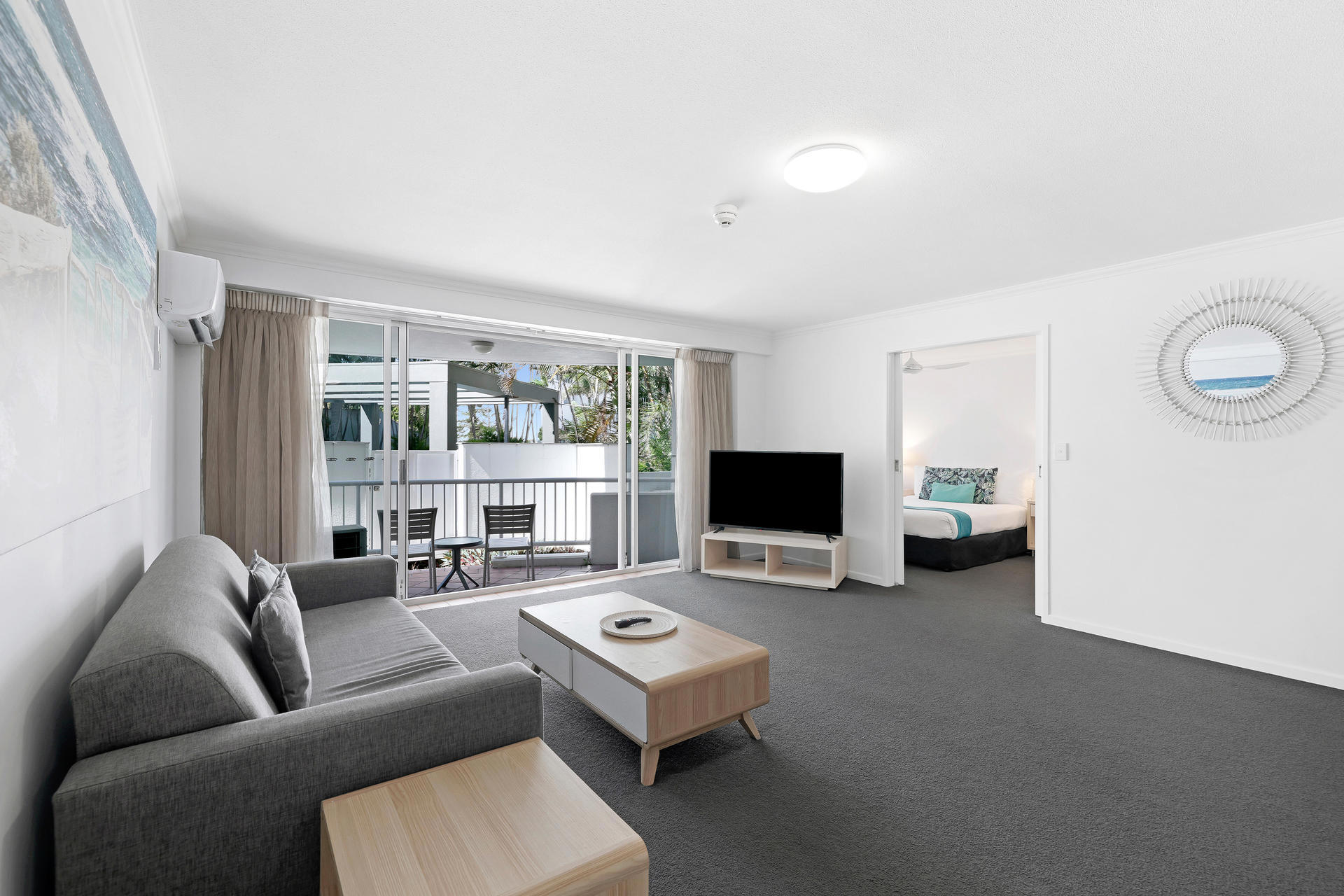 003 & 004/140-144 Ferny Avenue, Surfers Paradise
