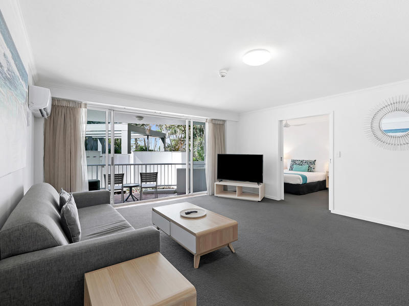 003 & 004/140-144 Ferny Avenue, Surfers Paradise