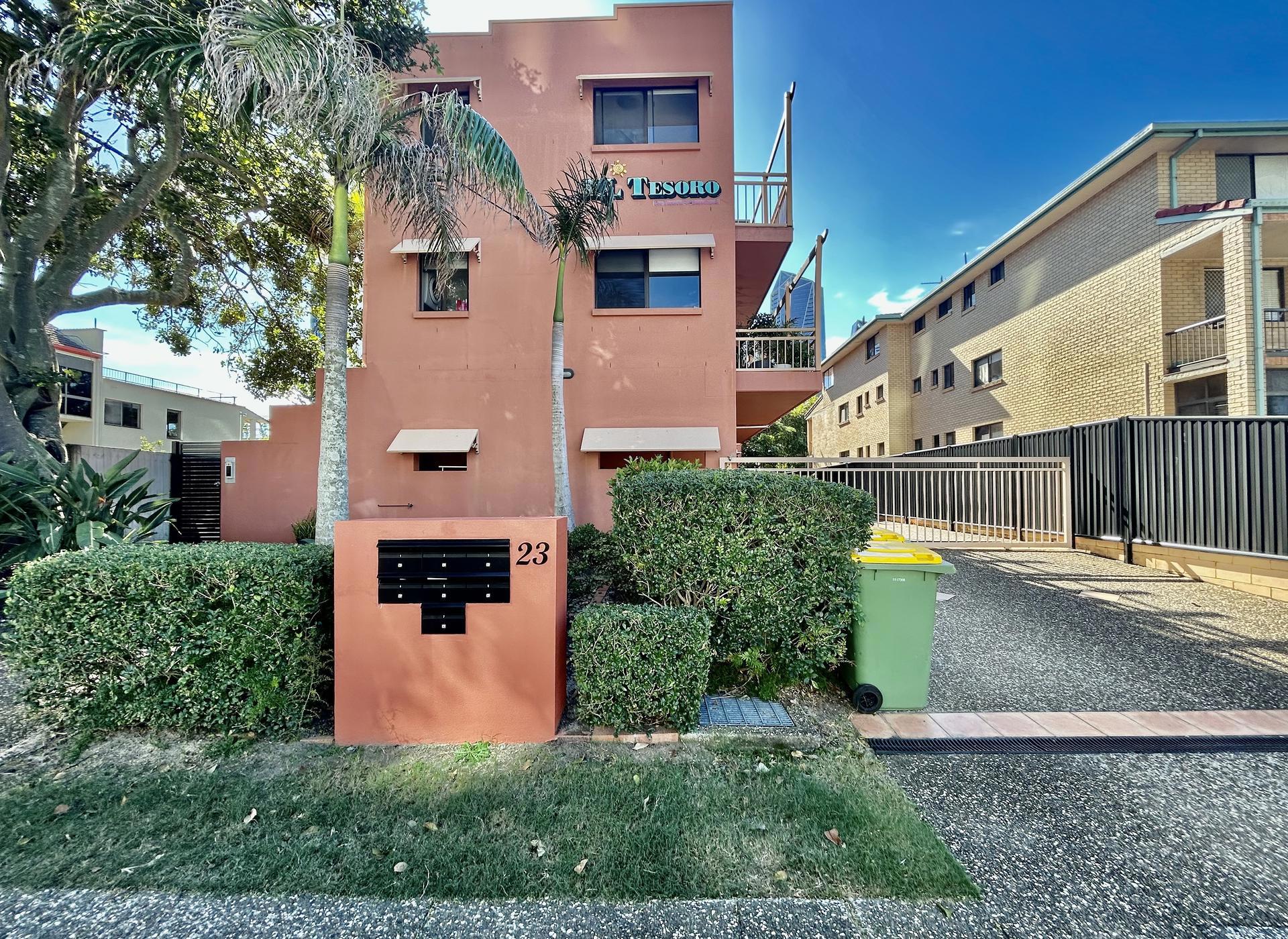 3/23 Second Avenue, Broadbeach