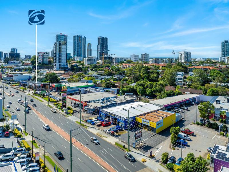 4/48-50 Ferry Road, Southport