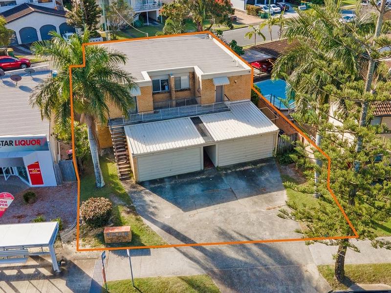 2/33 Thomas Drive, Surfers Paradise