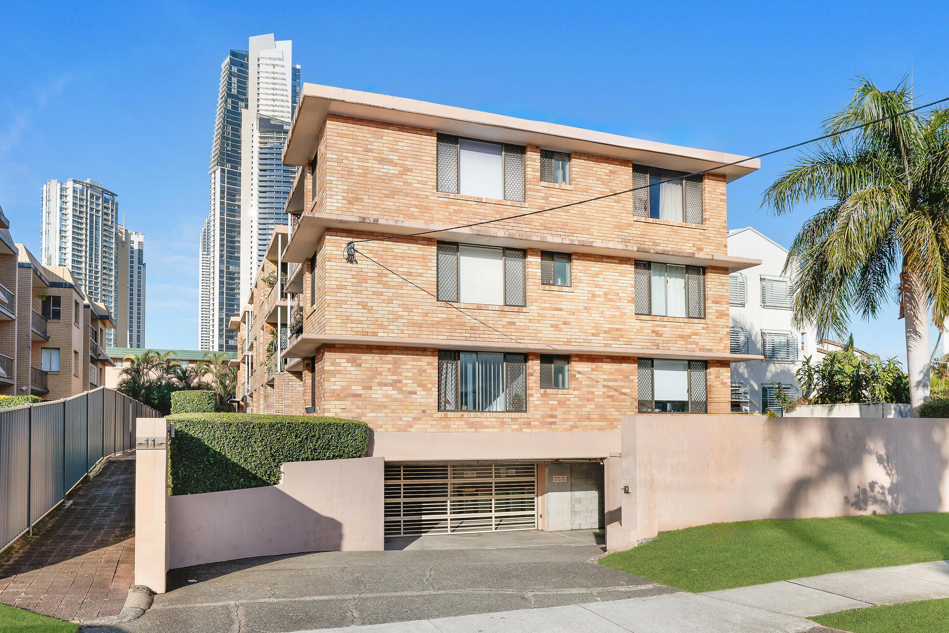 12/11 Stanhill Drive, Surfers Paradise