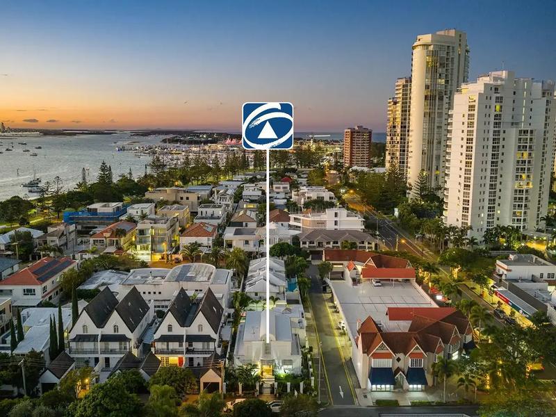 1/33 Peak Avenue, Main Beach