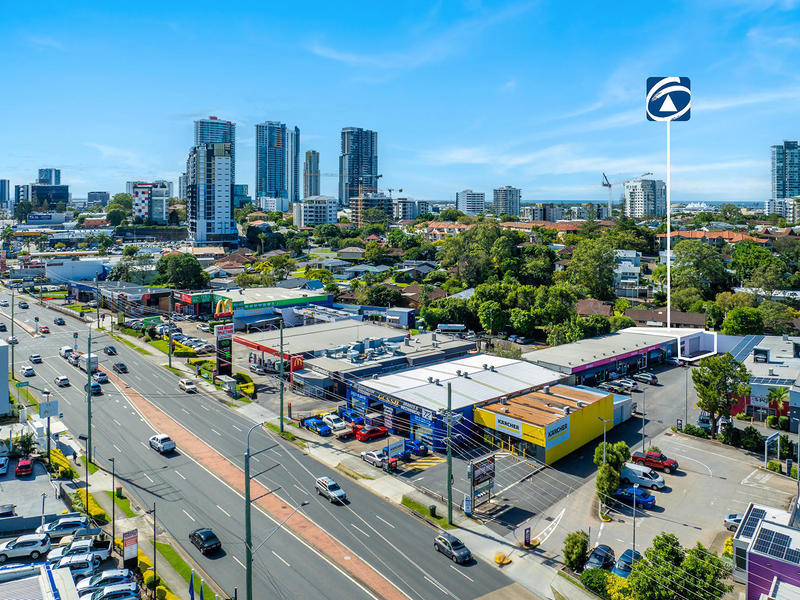 7/76 Ferry Road, Southport