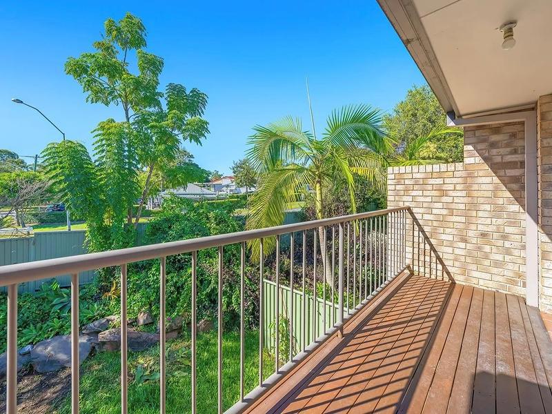 3/42 Murev Way, Carrara