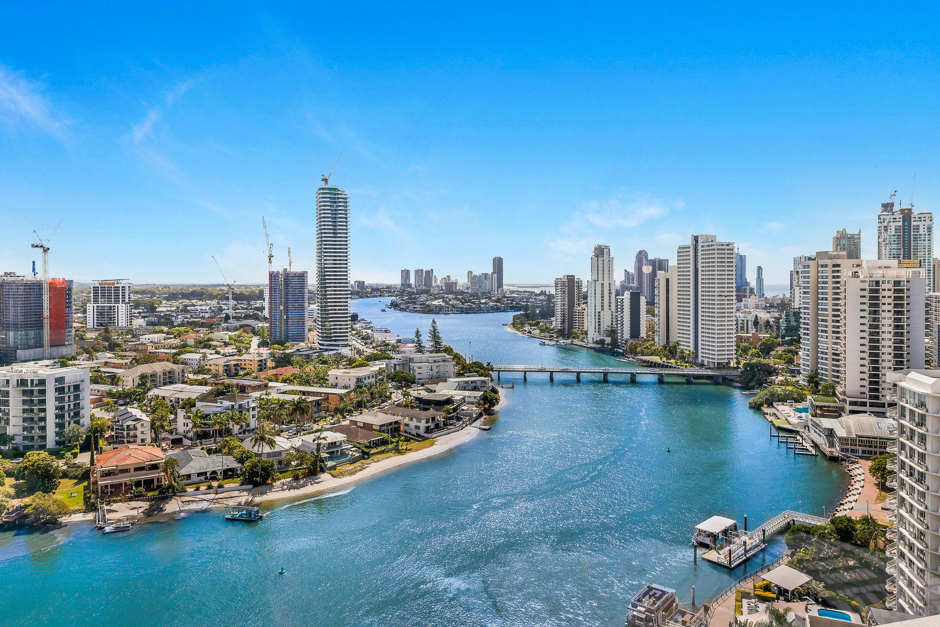 1903/4 Wahroonga Place, Surfers Paradise