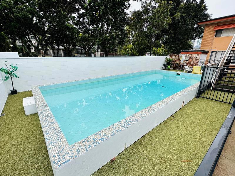 2/59 Paradise Island, Surfers Paradise