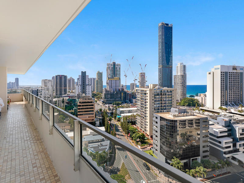 57/40 Ferny Avenue, Surfers Paradise