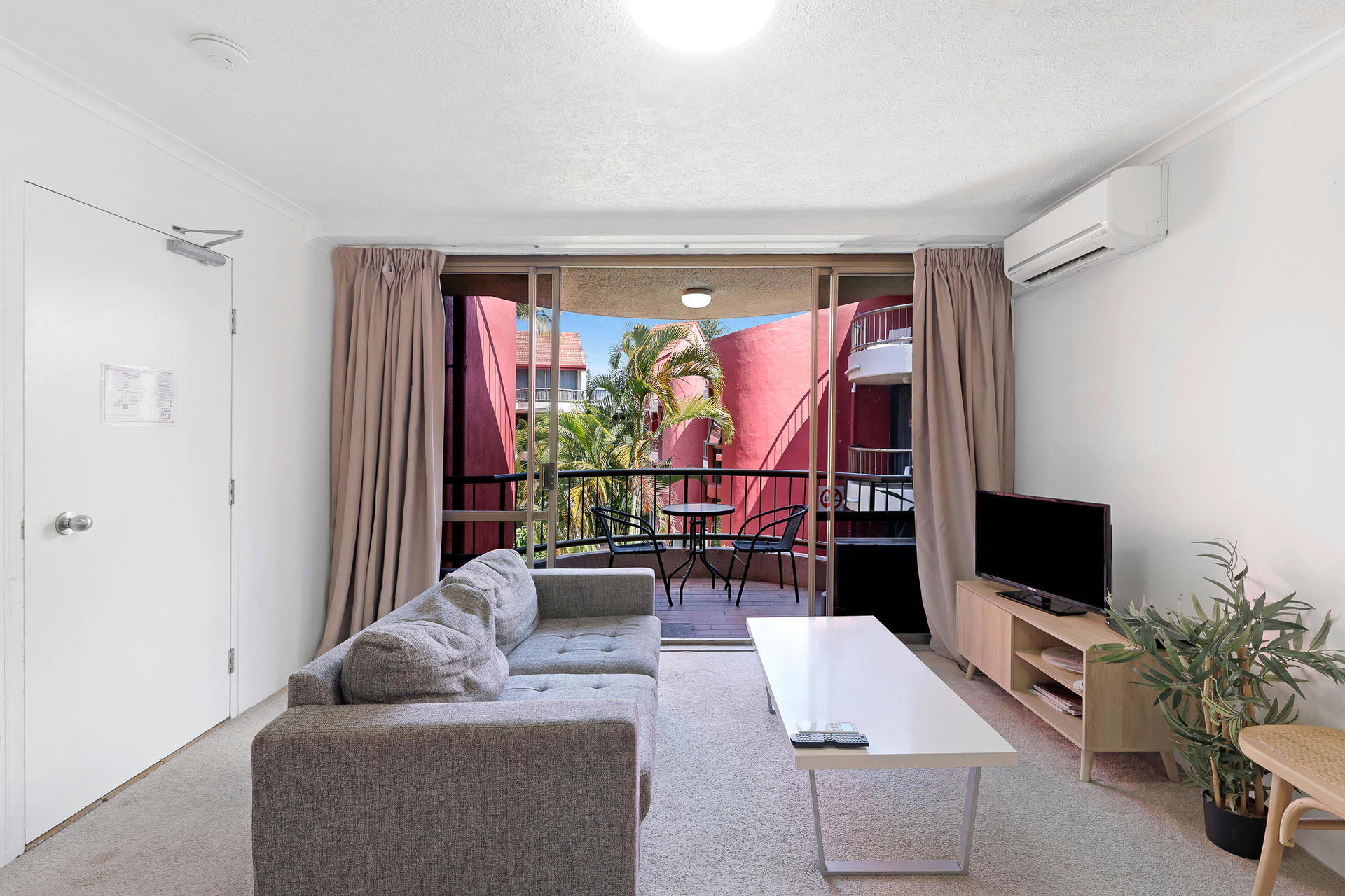 82/38 Enderley Avenue, Surfers Paradise