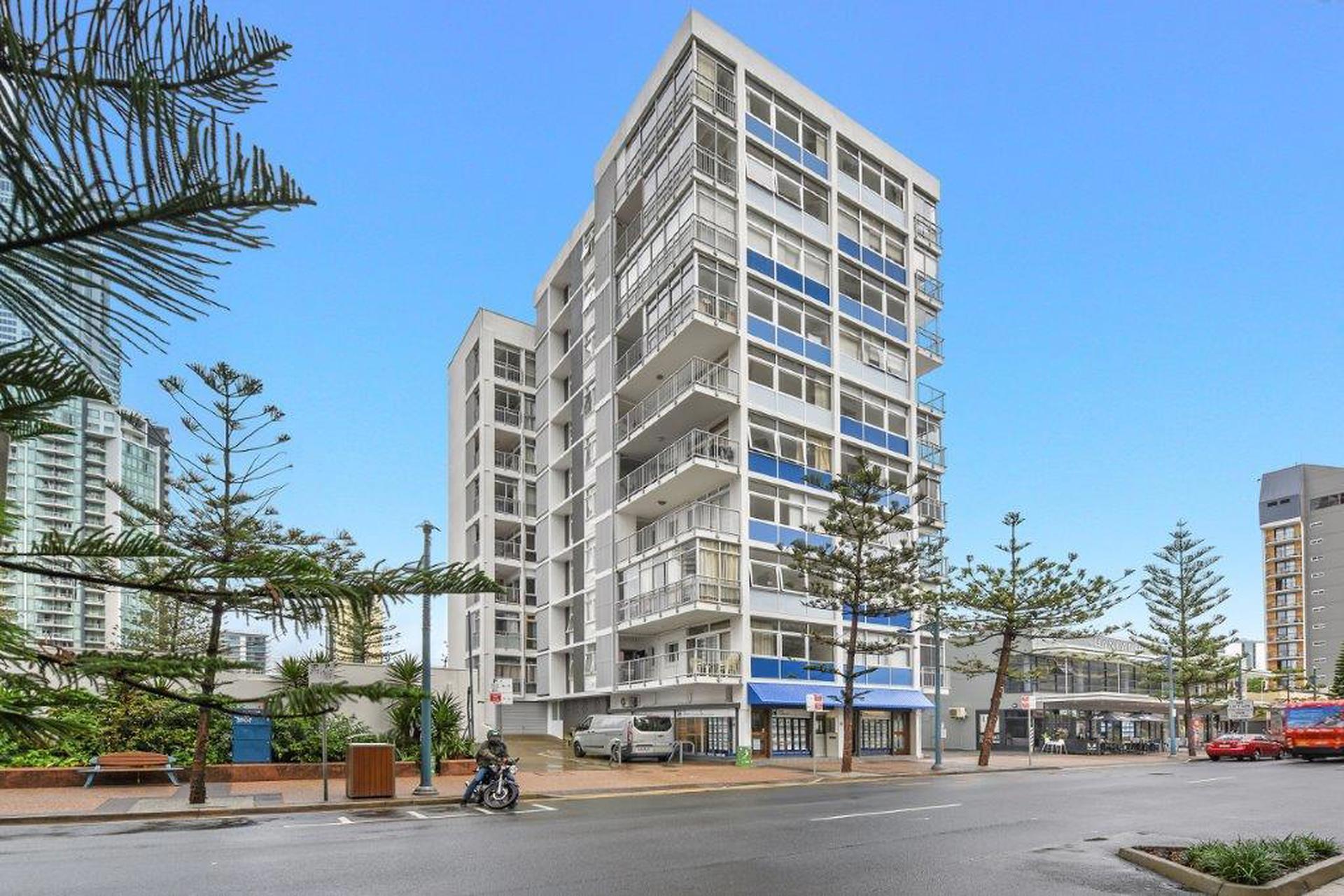 4B/34 Hanlan Street, Surfers Paradise