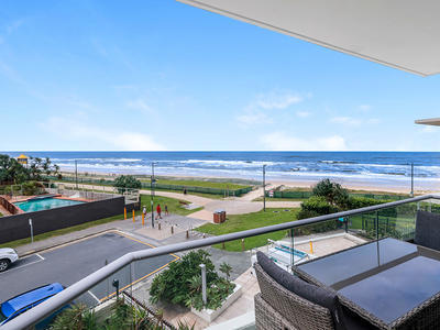 5-23 Northcliffe Terrace, Surfers Paradise12.jpg
