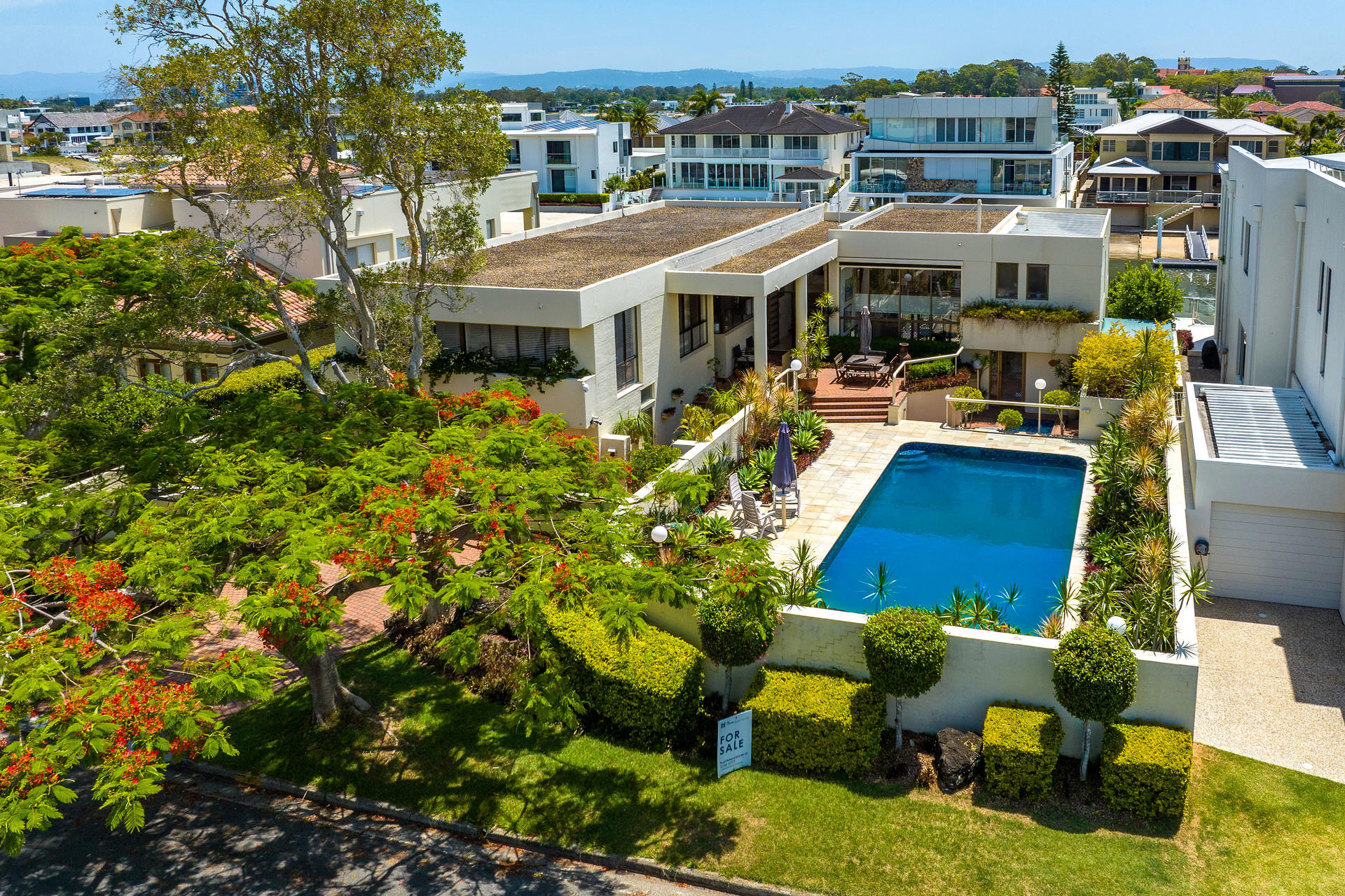 32 Buccaneer Court, Paradise Waters