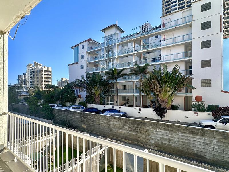 2/30 Old Burleigh Road, Surfers Paradise