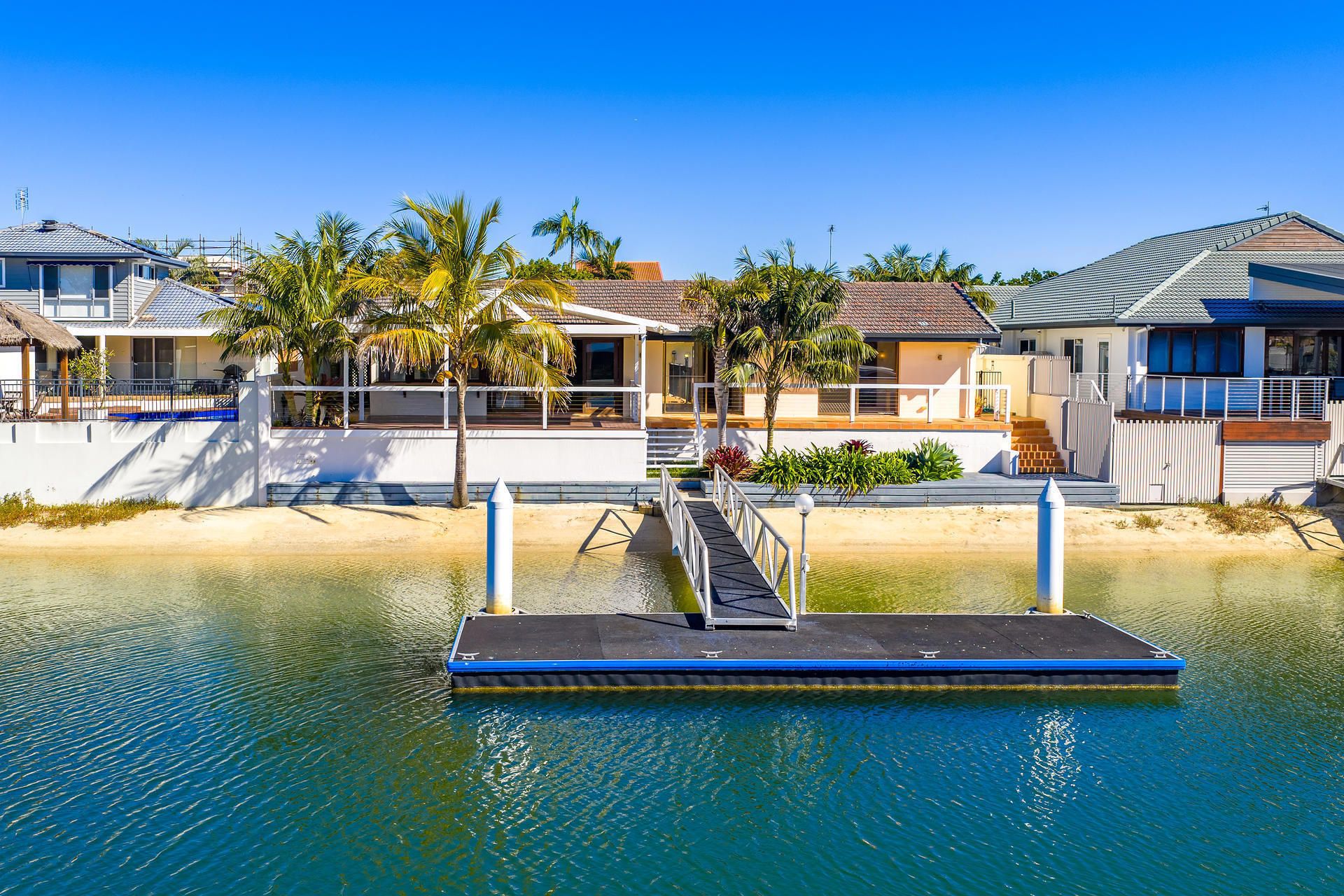 11 Buccaneer Court, Paradise Waters