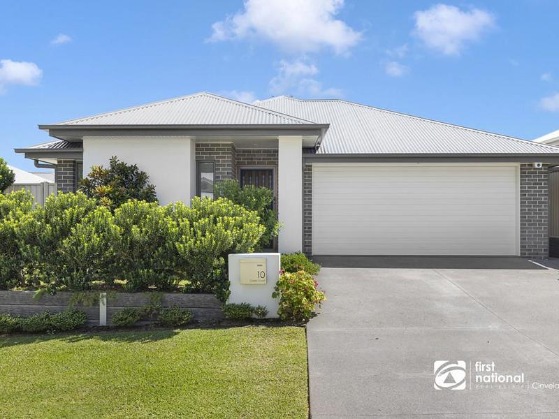 10 Caleb Court, Redland Bay