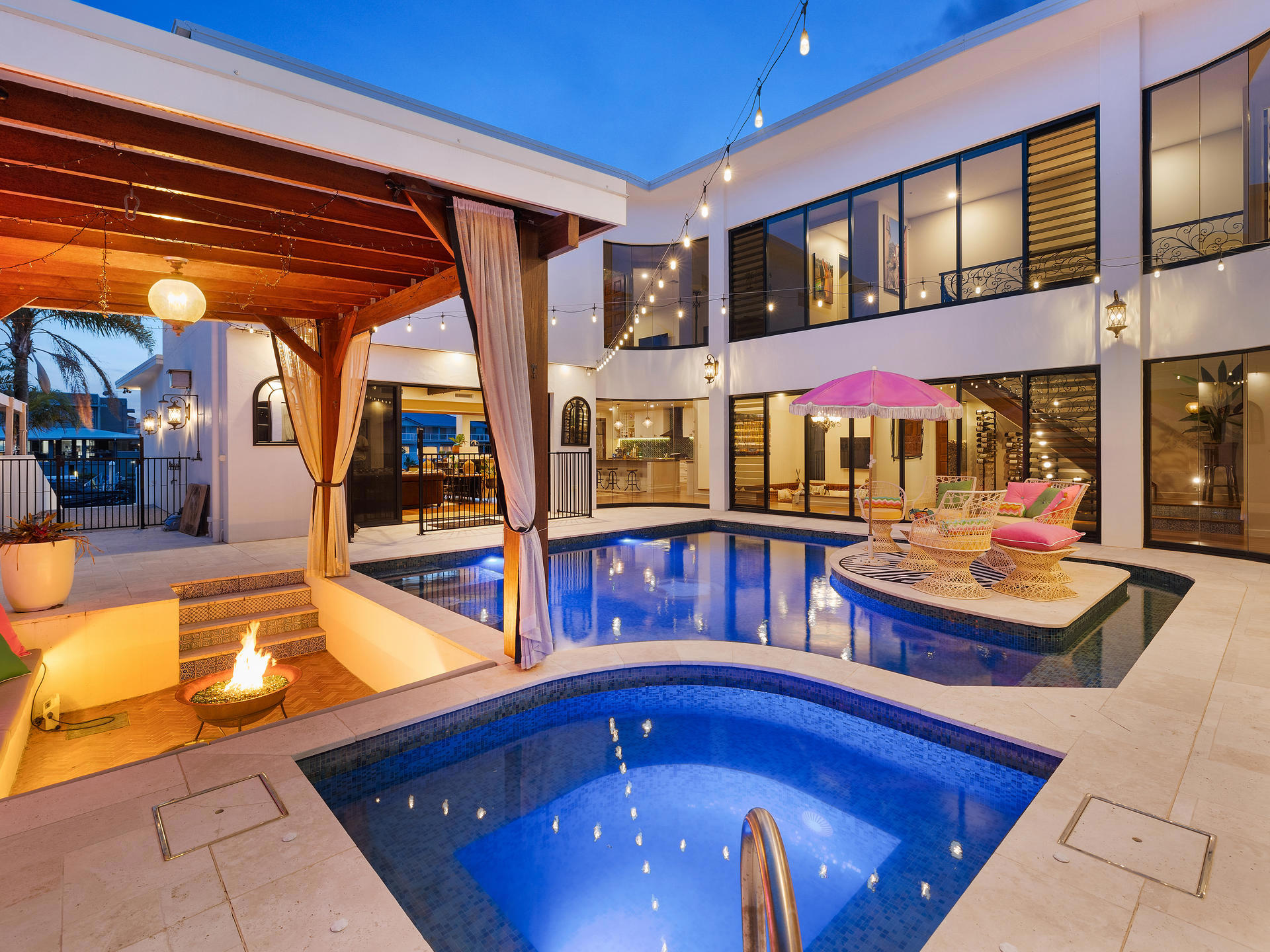 19 Sentinel Court, Raby Bay