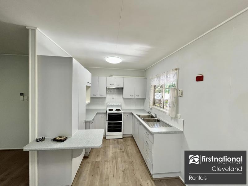 24 Talwong Street, Manly West