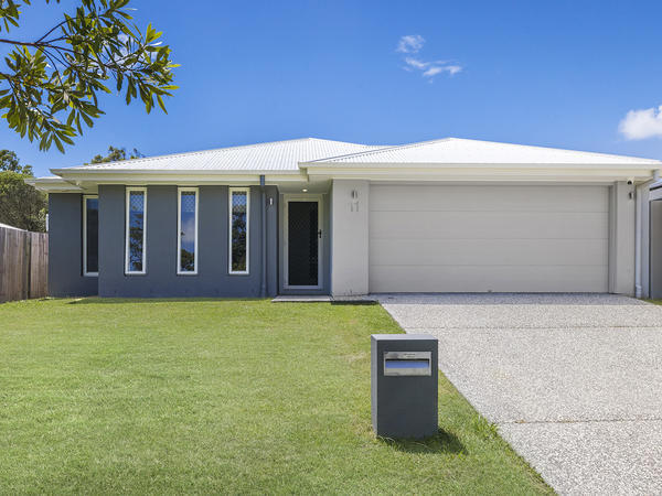 11 Valleygreen Close, Redland Bay