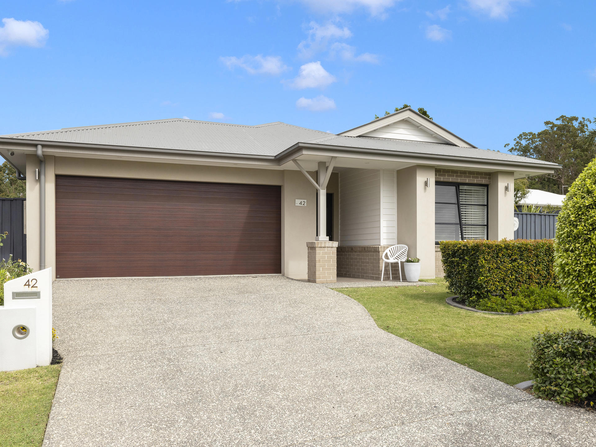 42 Ellabay Crescent, Redland Bay