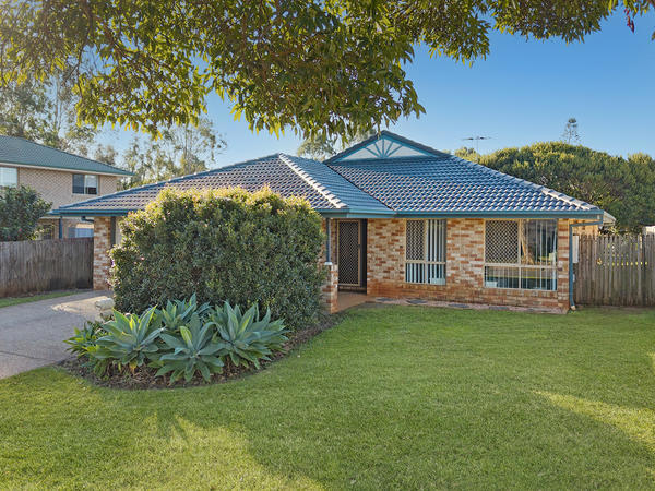 69 Seaholly Crescent, Victoria Point