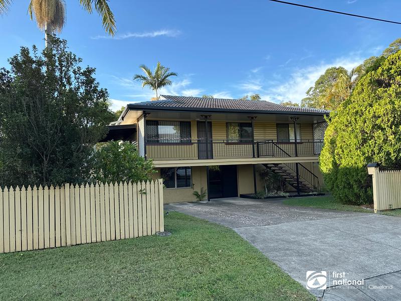 4 Hampton Court, Birkdale