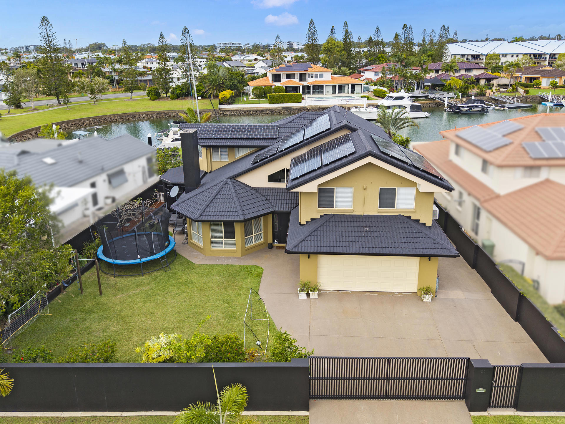 51 Plymouth Court, Raby Bay