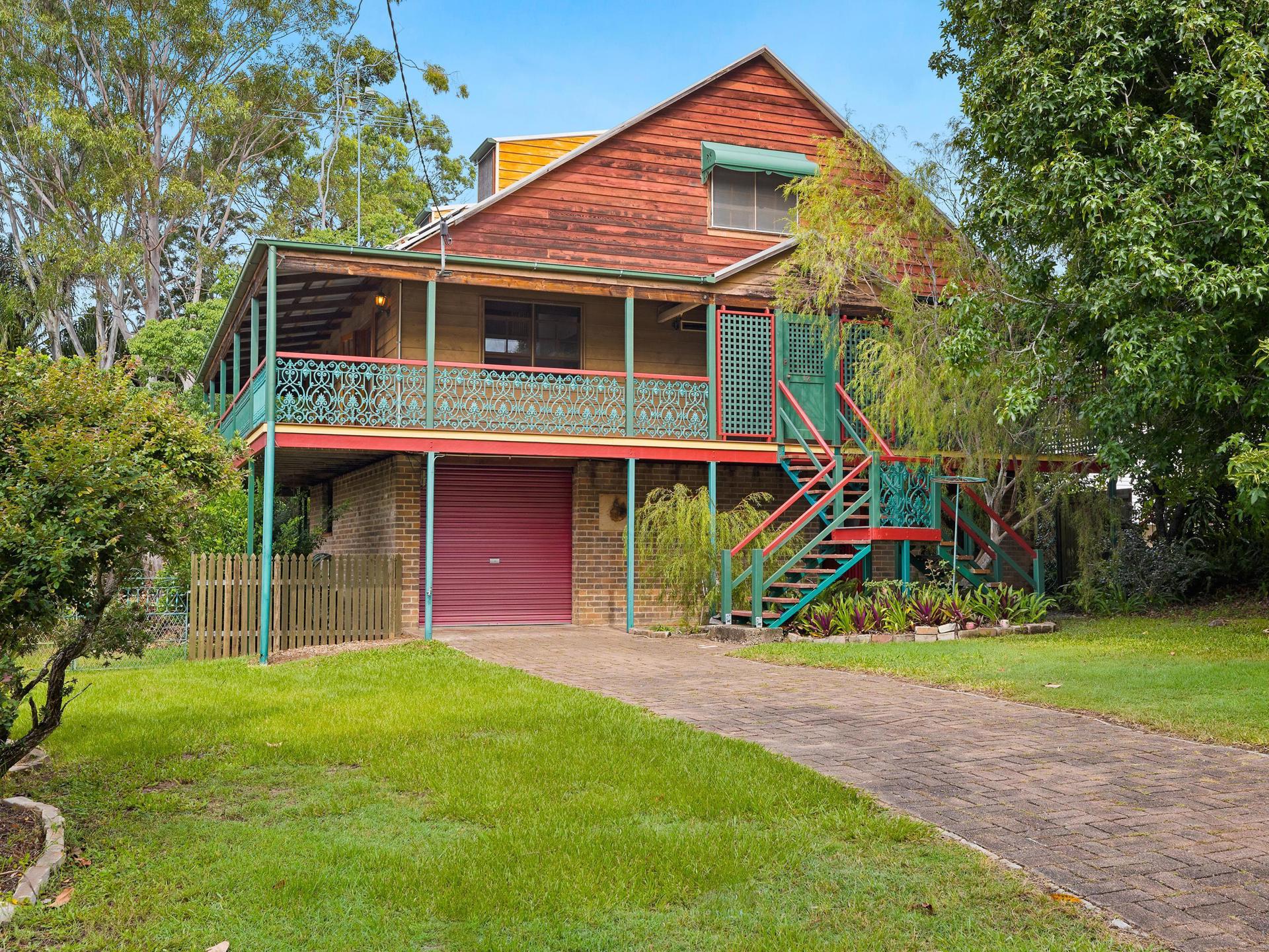 12 Peacock Court, Birkdale