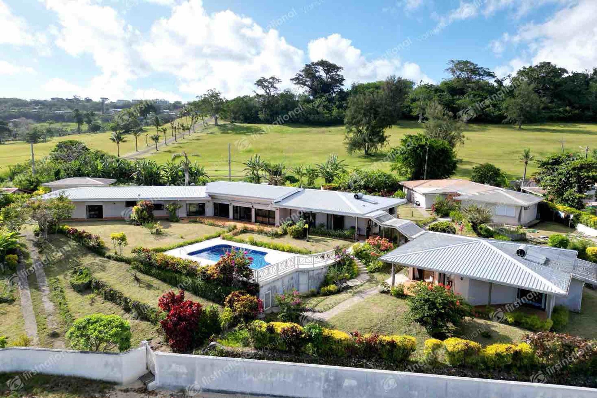 Exceptional Island Living – Versatile Property with Lagoon Views, photo 2 of 18