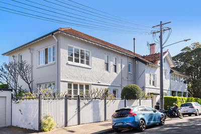 4/89 Raglan Street