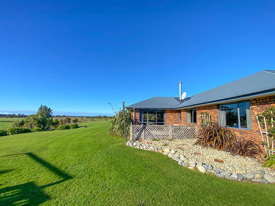 164 Collingwood-Bainham Main Road Collingwood NZ 7073 - First National ...