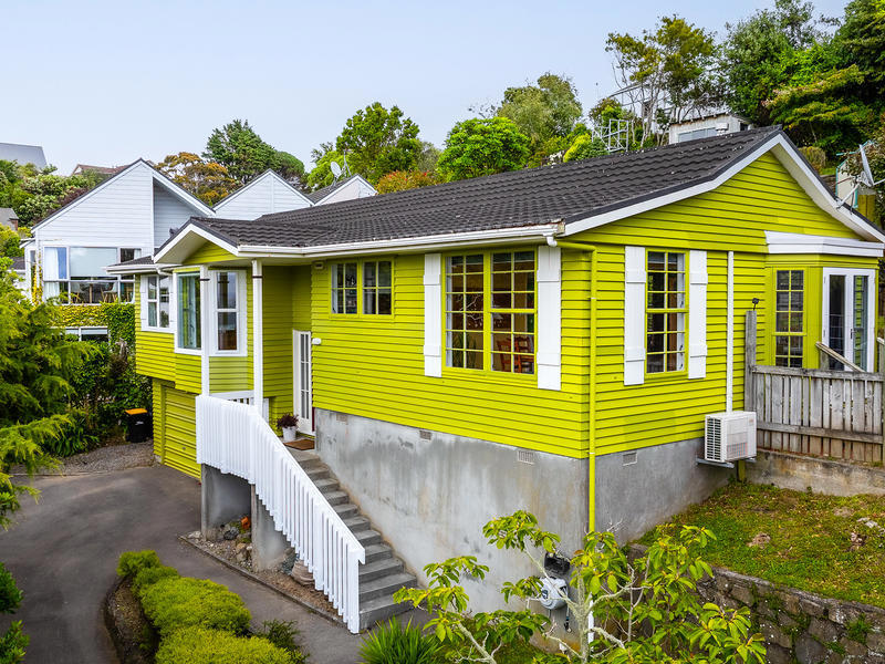 18 Chisbury Lane, Churton Park