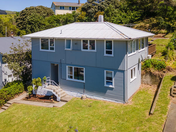 11 Arene Grove, Titahi Bay