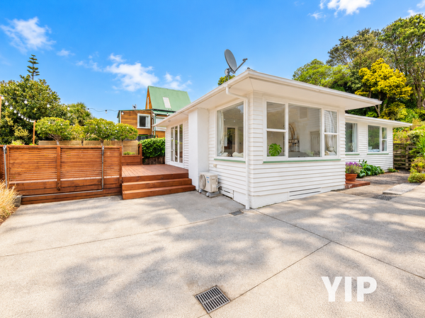 5 Winston Street, Crofton Downs