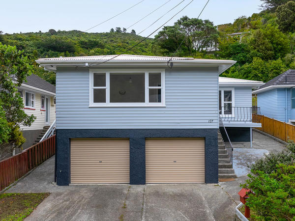 127 Parkvale Road, Karori