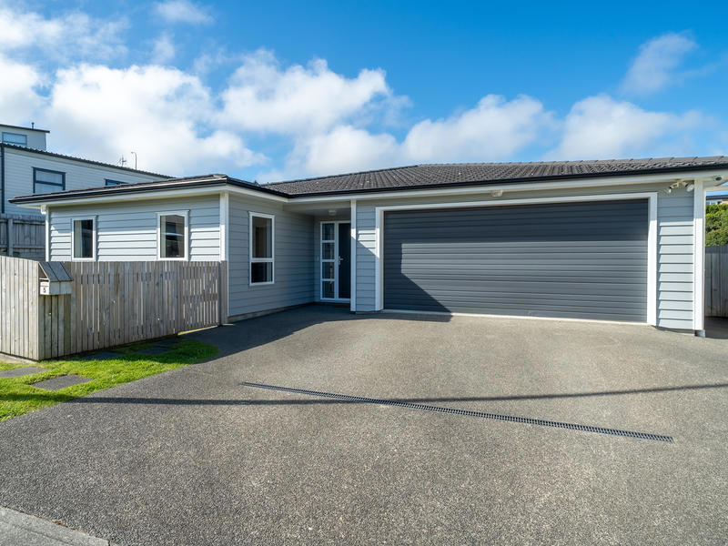 5 Belize Grove, Grenada Village