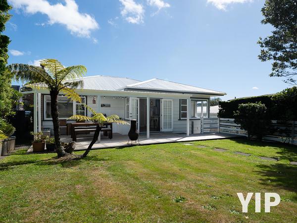 15 Robert Street, Newlands