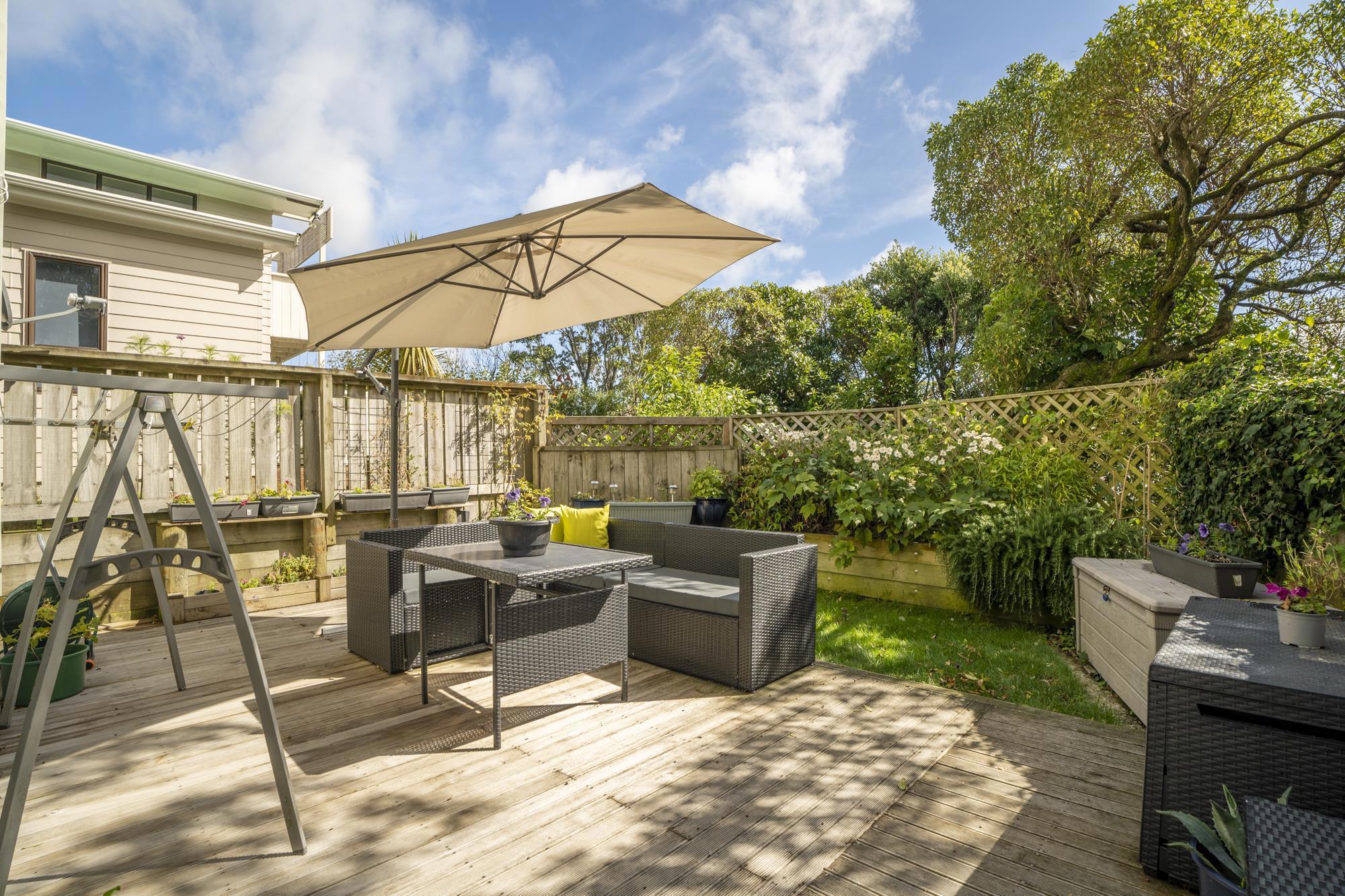 107 Kenmore Street Newlands NZ 6037 Collective First National