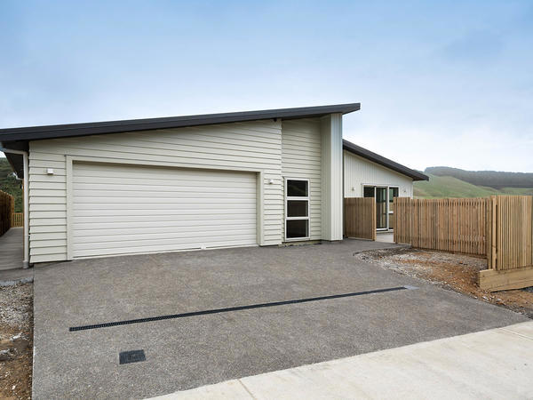 41 Crompton Avenue, Churton Park